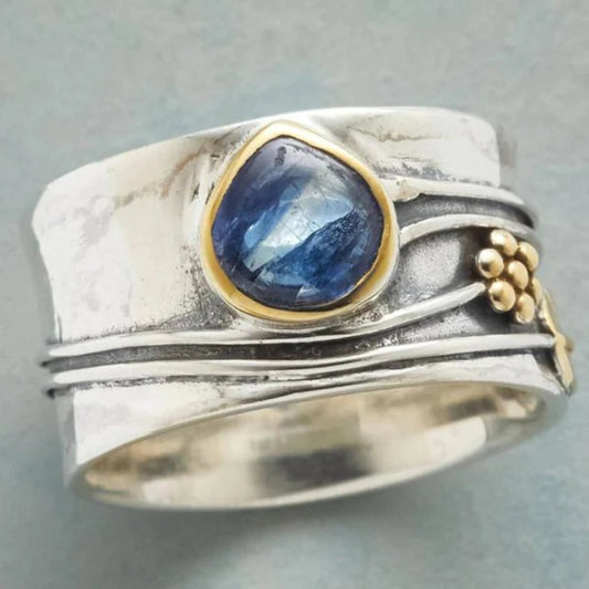 Vintage ring mit blauem stein