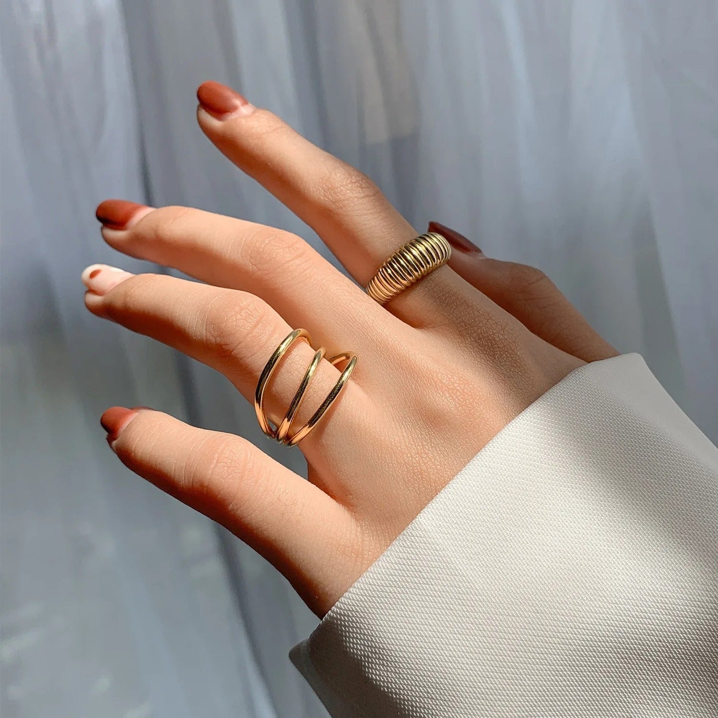 Yzza - Eleganter goldener Ring