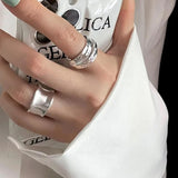 Louella - Retro inspirierter Ring