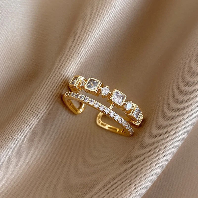 Reena - Opulenter Zirkonia-Ring