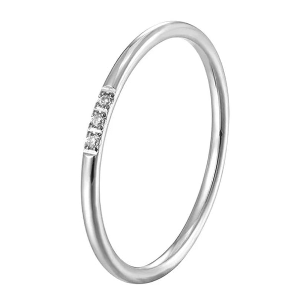 Rylen - Zarter CZ-Glanz Fingerring